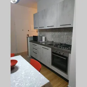 https://feel-at-home-casa-la-posta.it-lombardy.com
