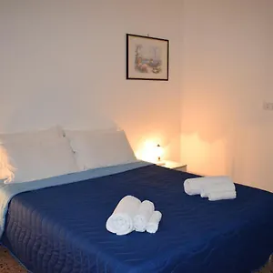 https://casa-del-viaggiatore-syracuse.sicilyhotelsitaly.net